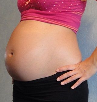 животик 28 неделя беременности 1
