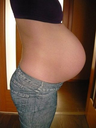 животик 36 неделя беременности